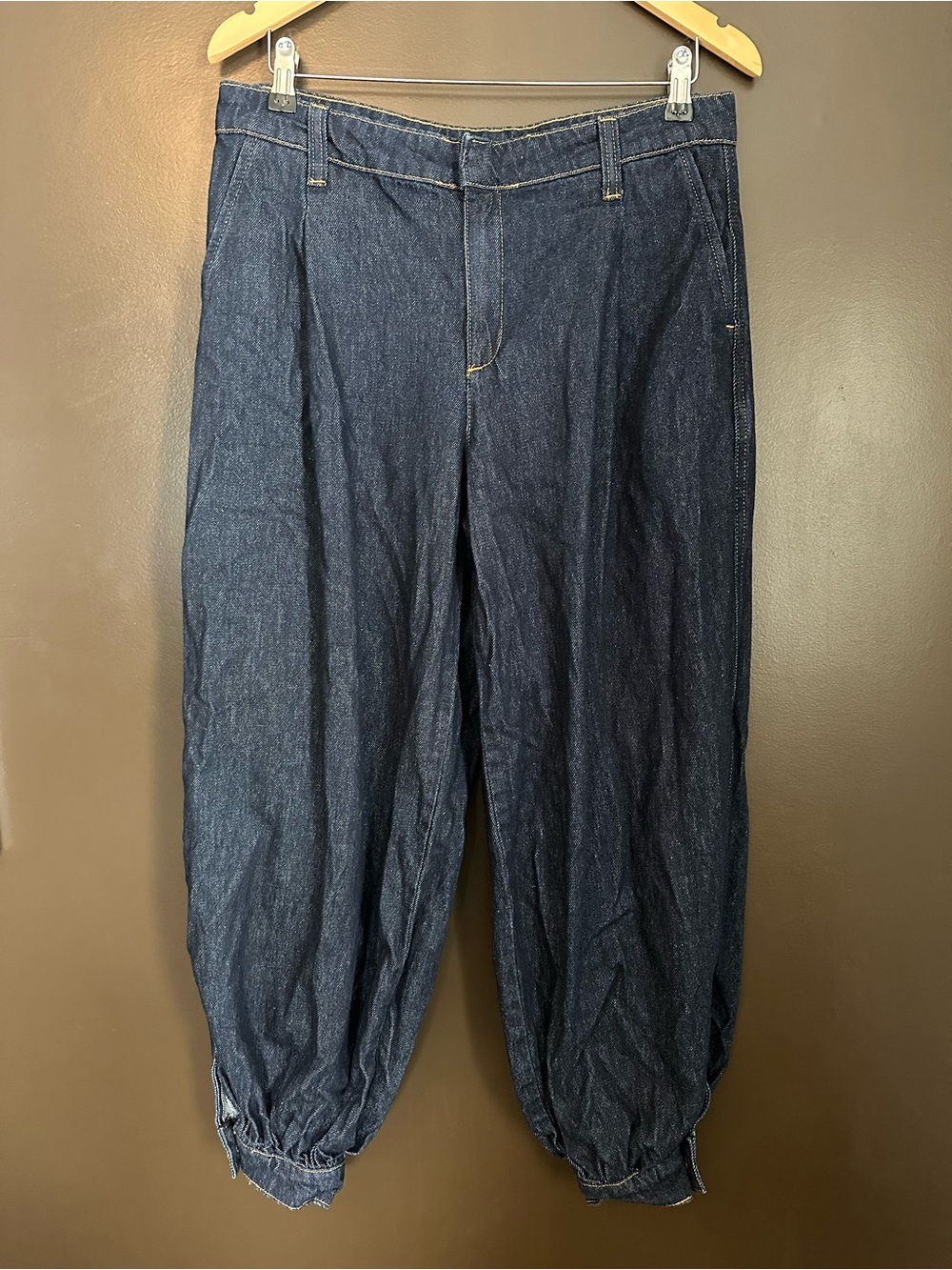 ZARA Edgy Avant Garden Balloon Cuffed Ankle High Rise Trouser Jean Size Medium